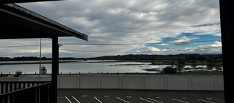 Albatross Motel