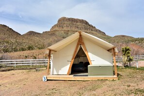 Tent (Glamping Medium)