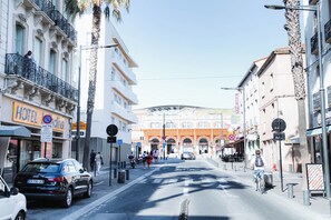 Overnatningsstedets facade