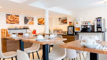 Daily buffet breakfast (EUR 14 per person)
