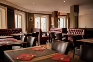 Se sirven desayunos, comidas y cenas