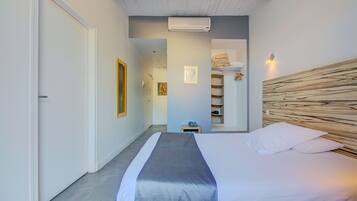 Familienzimmer, Stadtblick | Schreibtisch, schallisolierte Zimmer