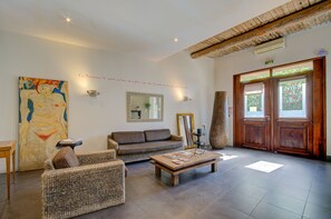 Reception - Hotel en Ville (Aix-en-Provence)