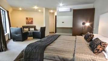 Executive Studio