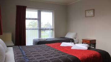 Departamento, 1 habitación | 1 habitación, caja de seguridad en la habitación y escritorio