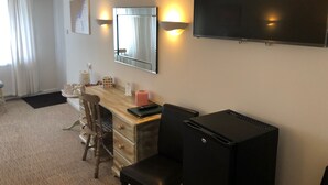 トリプルルーム エンスイート (3 person)