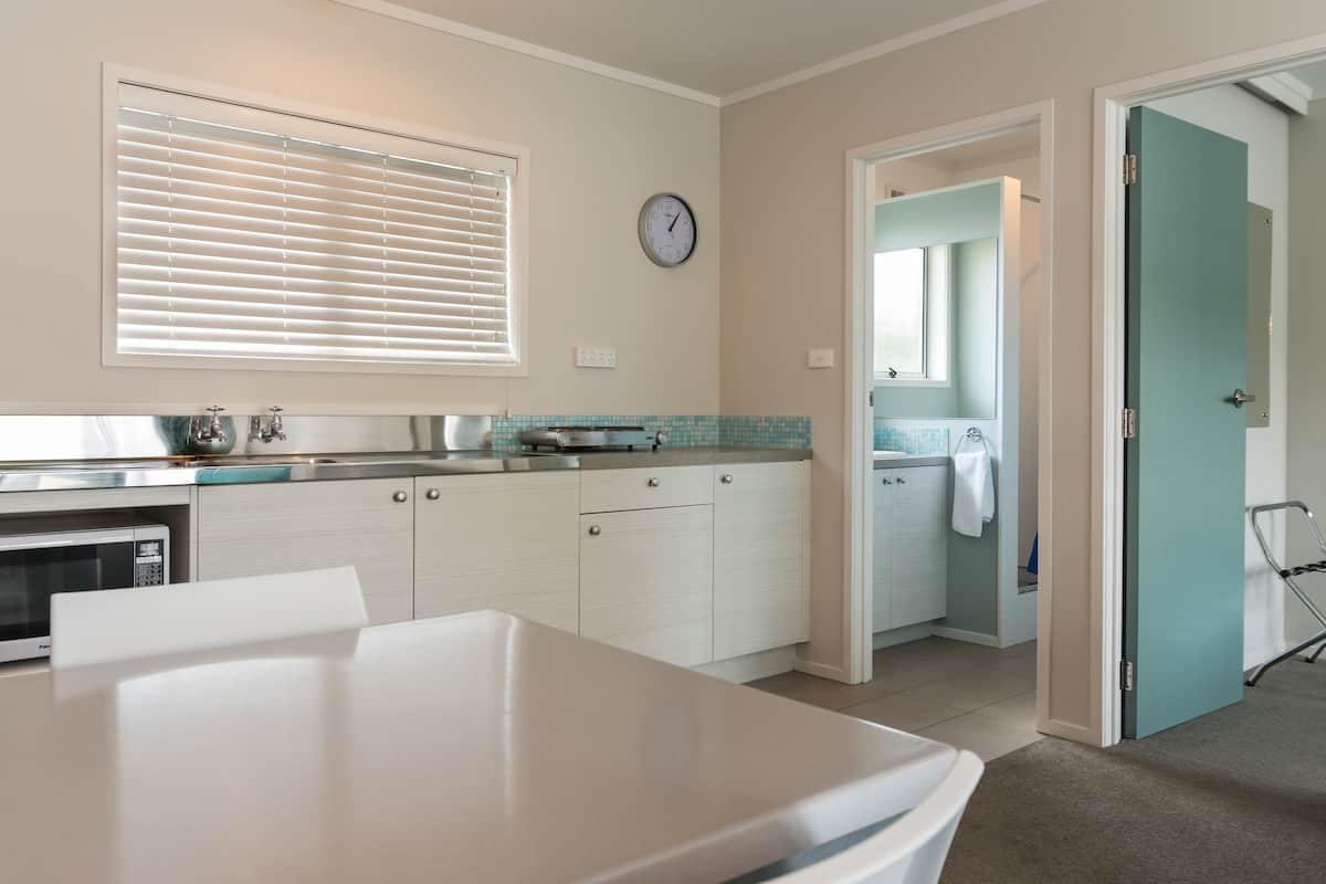 Standard Apartment, 1 Bedroom | Private kitchenette | Coffee/tea maker, full-size fridge, microwave