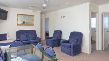 Three Bedroom Suite | Living area