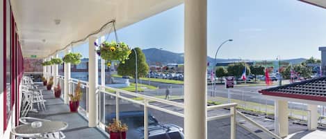Suite, 1 trĂšs grand lit | Vue du balcon