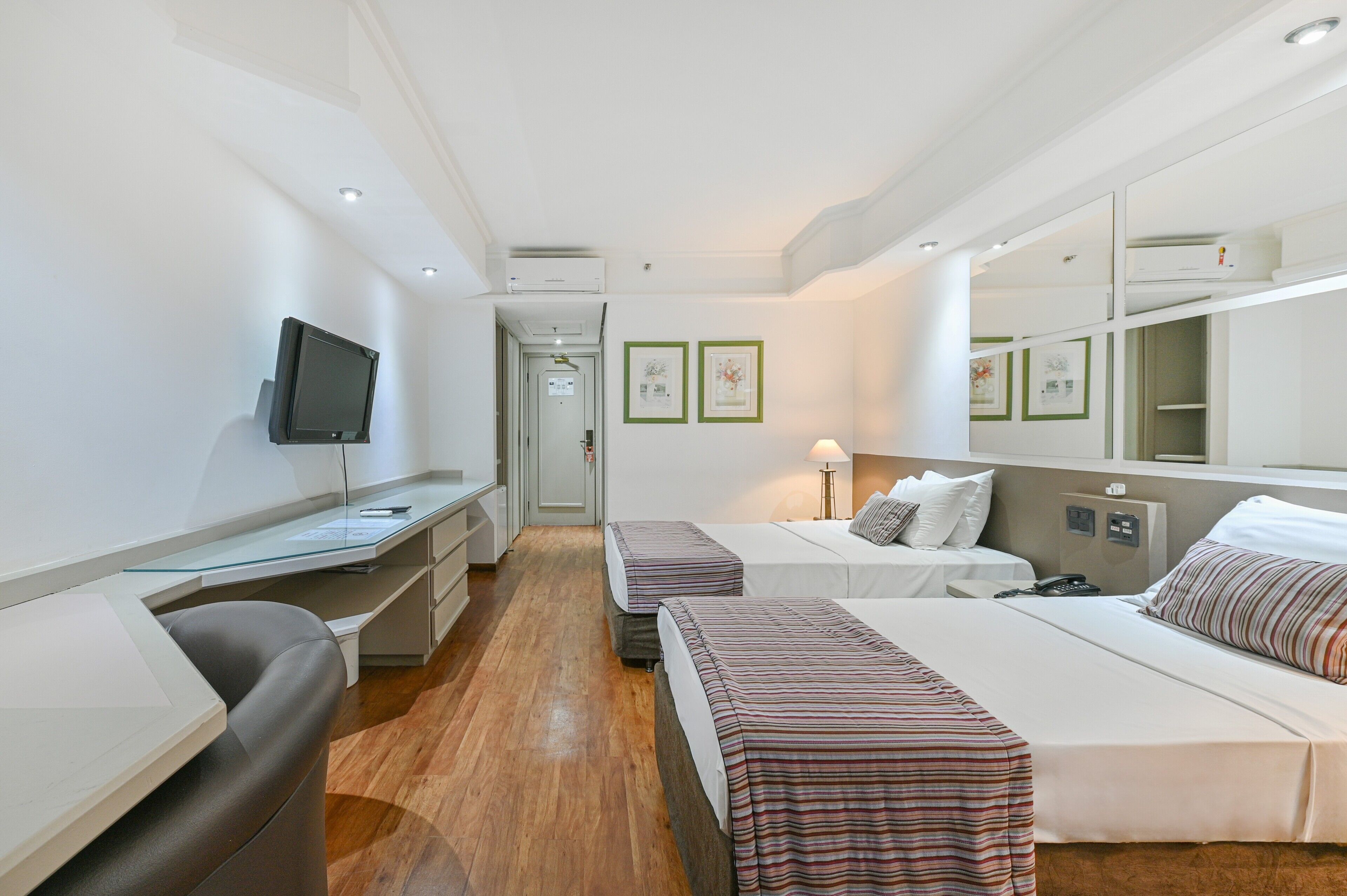 Photo - Hotel Golden Park Campinas Cambuí By Nacional Inn