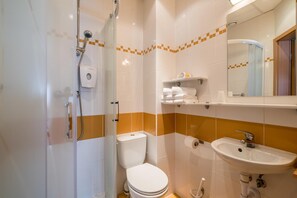Bathroom - Days Hotel Wroclaw (Wroclaw)