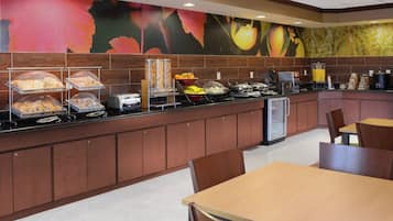 Desayuno buffet incluido todos los días