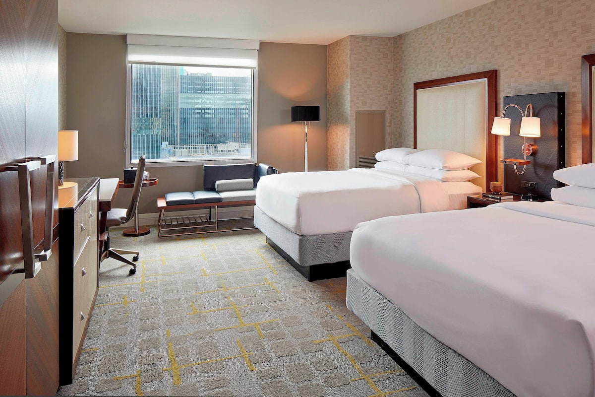 1 bedroom, premium bedding, pillow-top beds, in-room safe