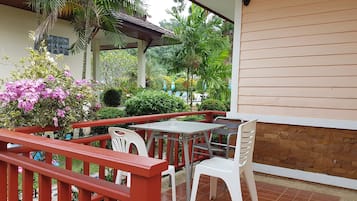 Bungalow B | Terrace/patio