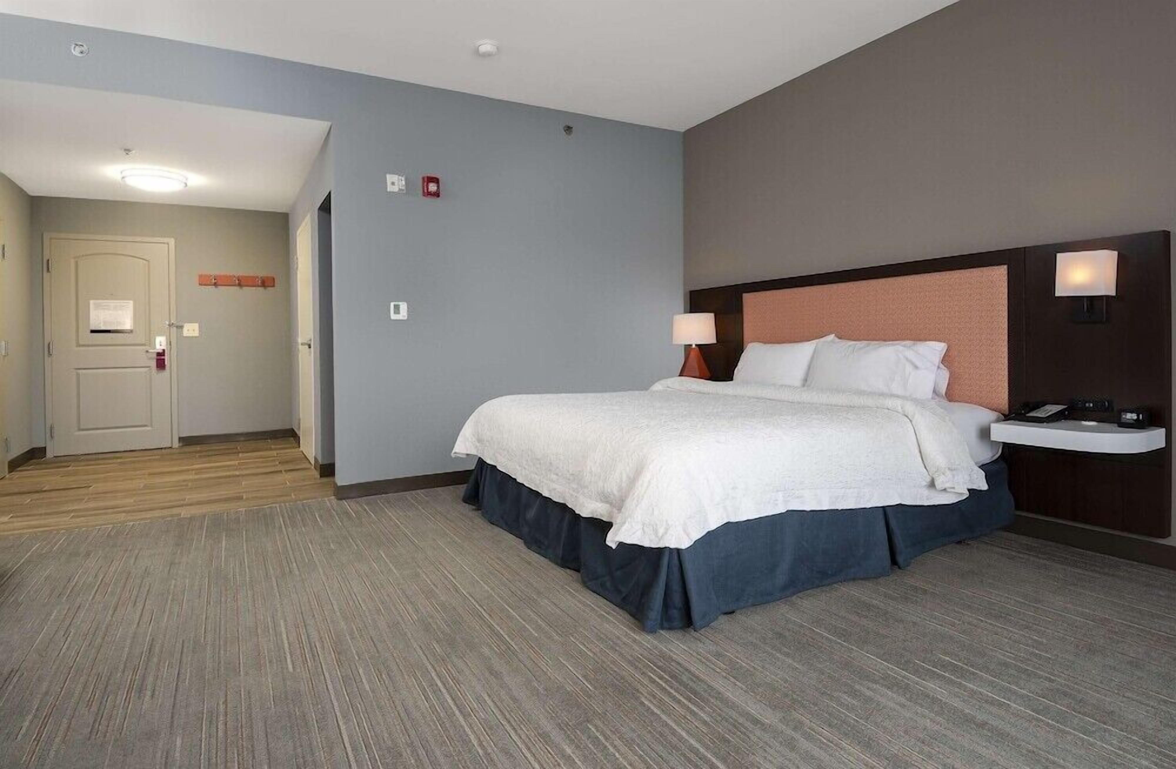 Premium bedding, down comforters, pillowtop beds, in-room safe