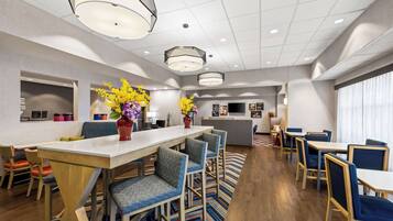 Desayuno buffet incluido todos los días