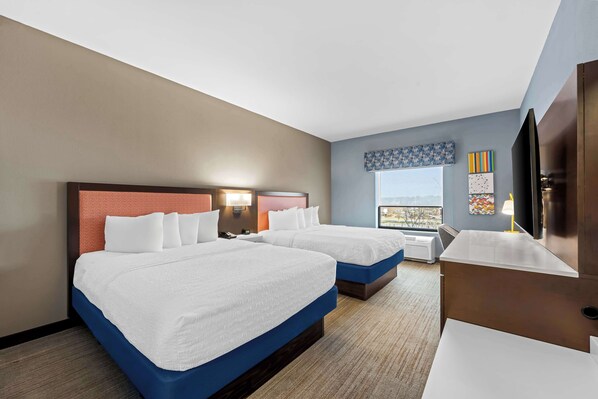 ルーム クイーンベッド 2 台 禁煙 | 高級寝具、羽毛の掛け布団、ピロートップベッド、セーフティボックス (室内)