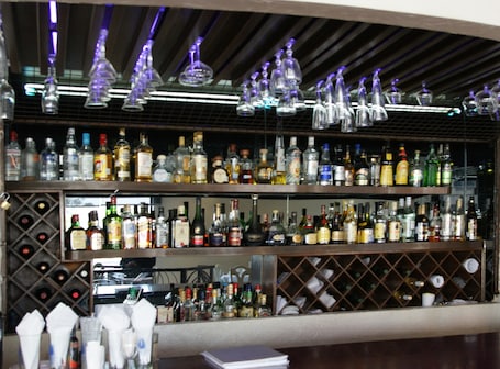 Bar (en la propiedad)