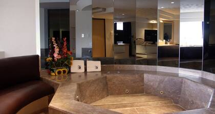 Portonovo Hotel & Suites