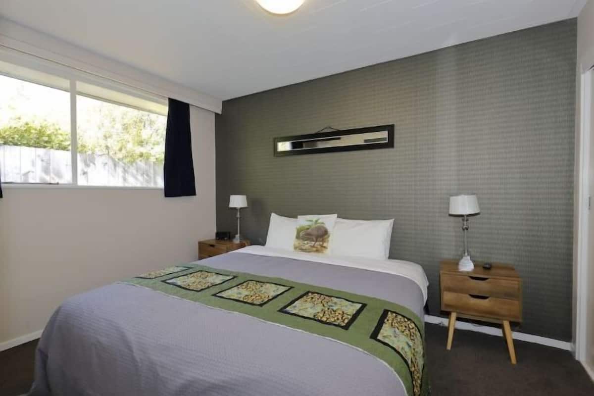 3 bedrooms, premium bedding, in-room safe, individually decorated