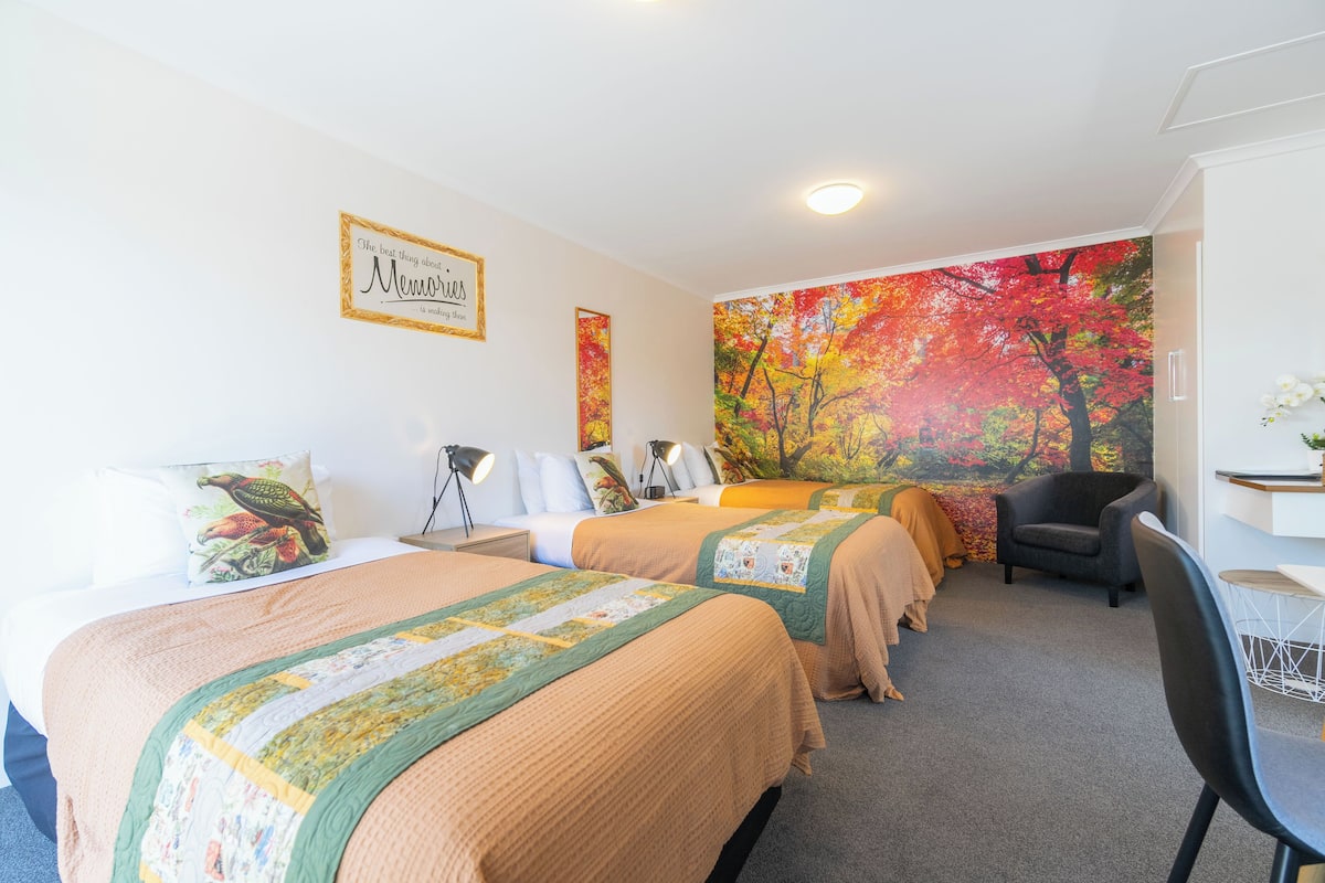 Triple Single Studio | 3 bedrooms, premium bedding, in-room safe, individually decorated