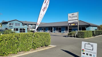 Bagian depan properti