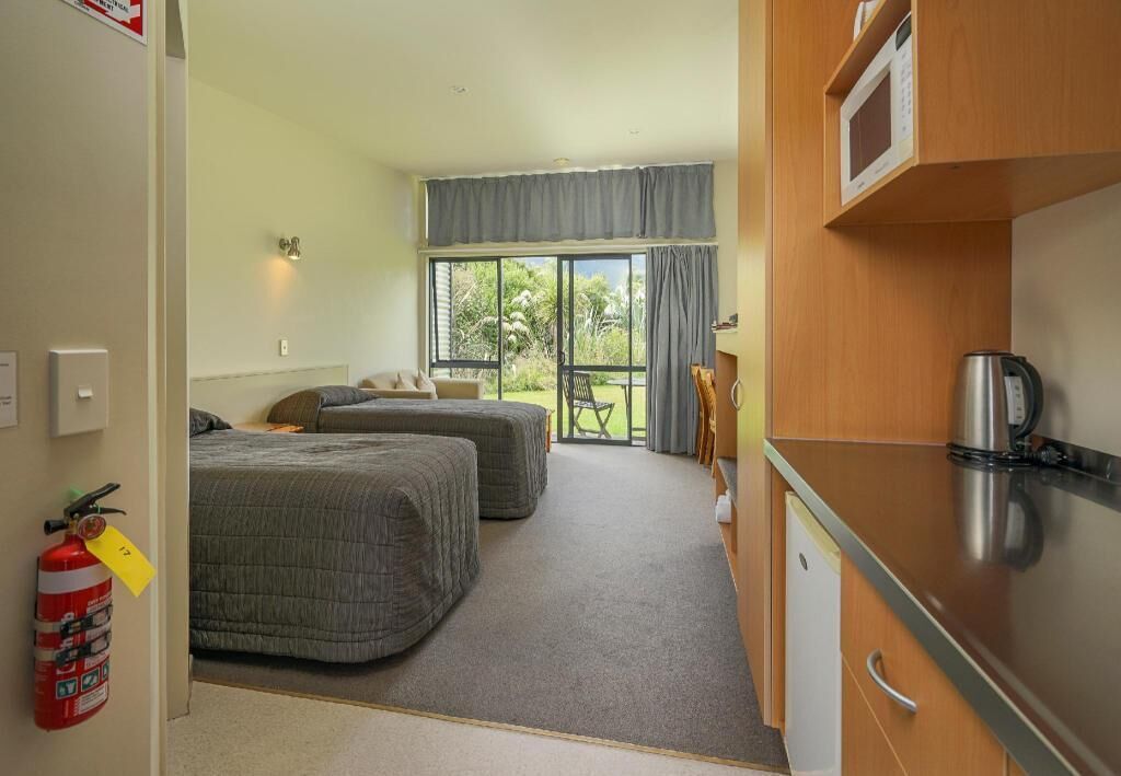 In-room safe, desk, iron/ironing board, free WiFi