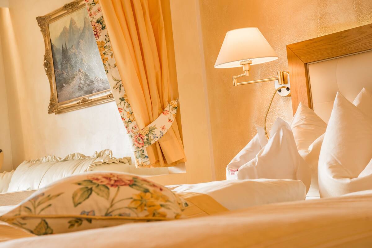 standard apartment, 1 double bed | premium bedding, select comfort beds, minibar, in-room safe