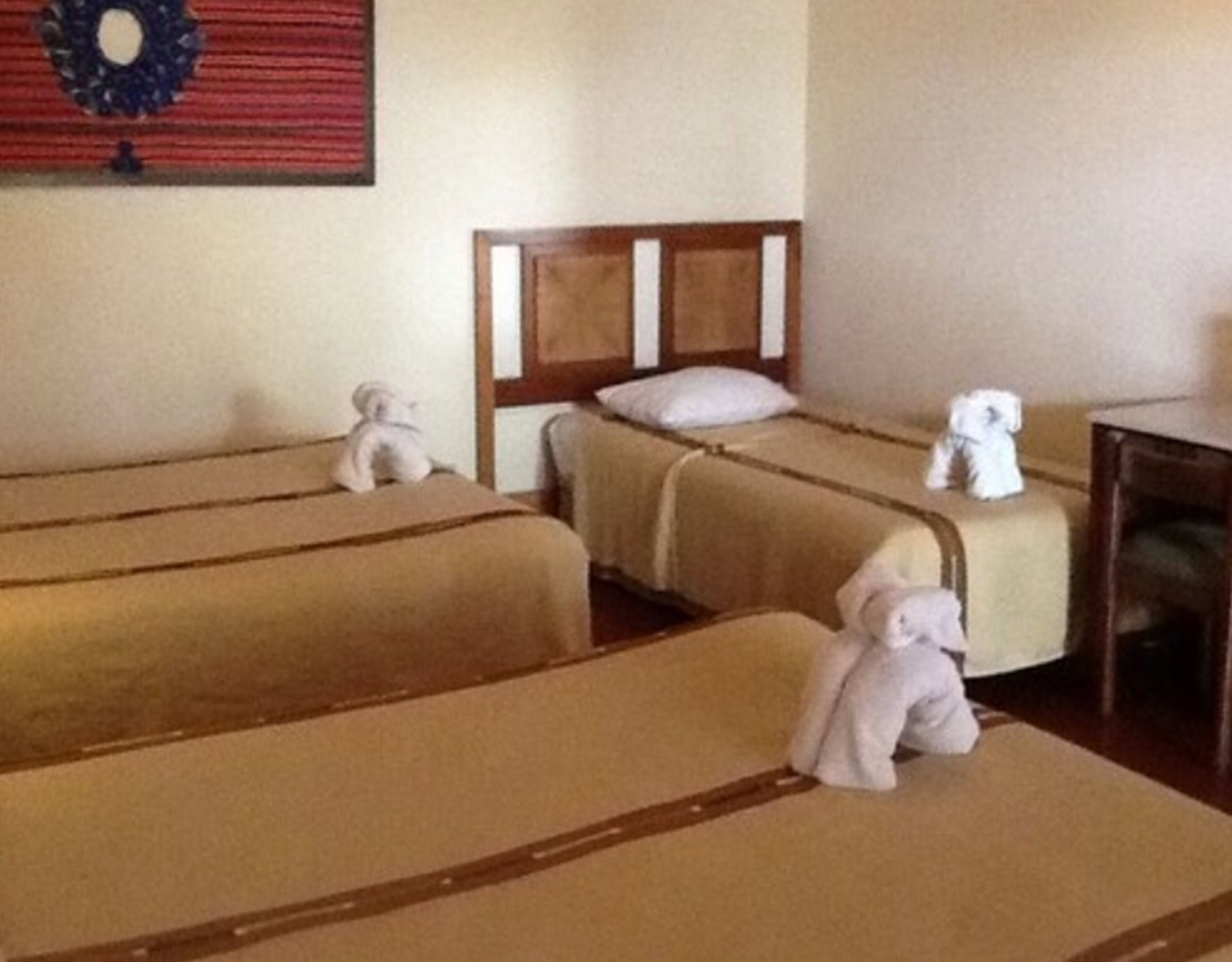 triple room | premium bedding, individually decorated, desk, iron/ironing board