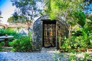 室外护理区、桑拿、温泉/矿泉、芳香疗法、热石按摩、深层组织按摩