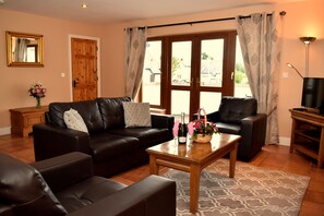 Casa de lujo, baño privado | 2 habitaciones