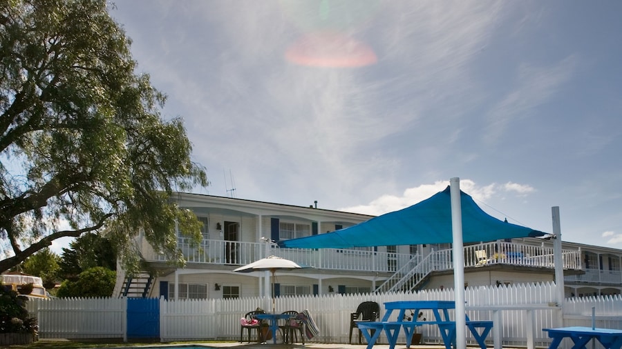 Boundary Court Motor Inn