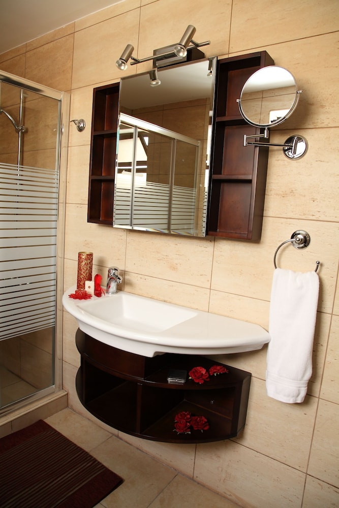 Hisham Hotel Amman by null