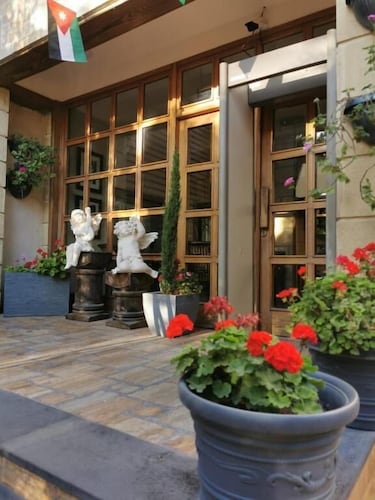 Hisham Hotel Amman