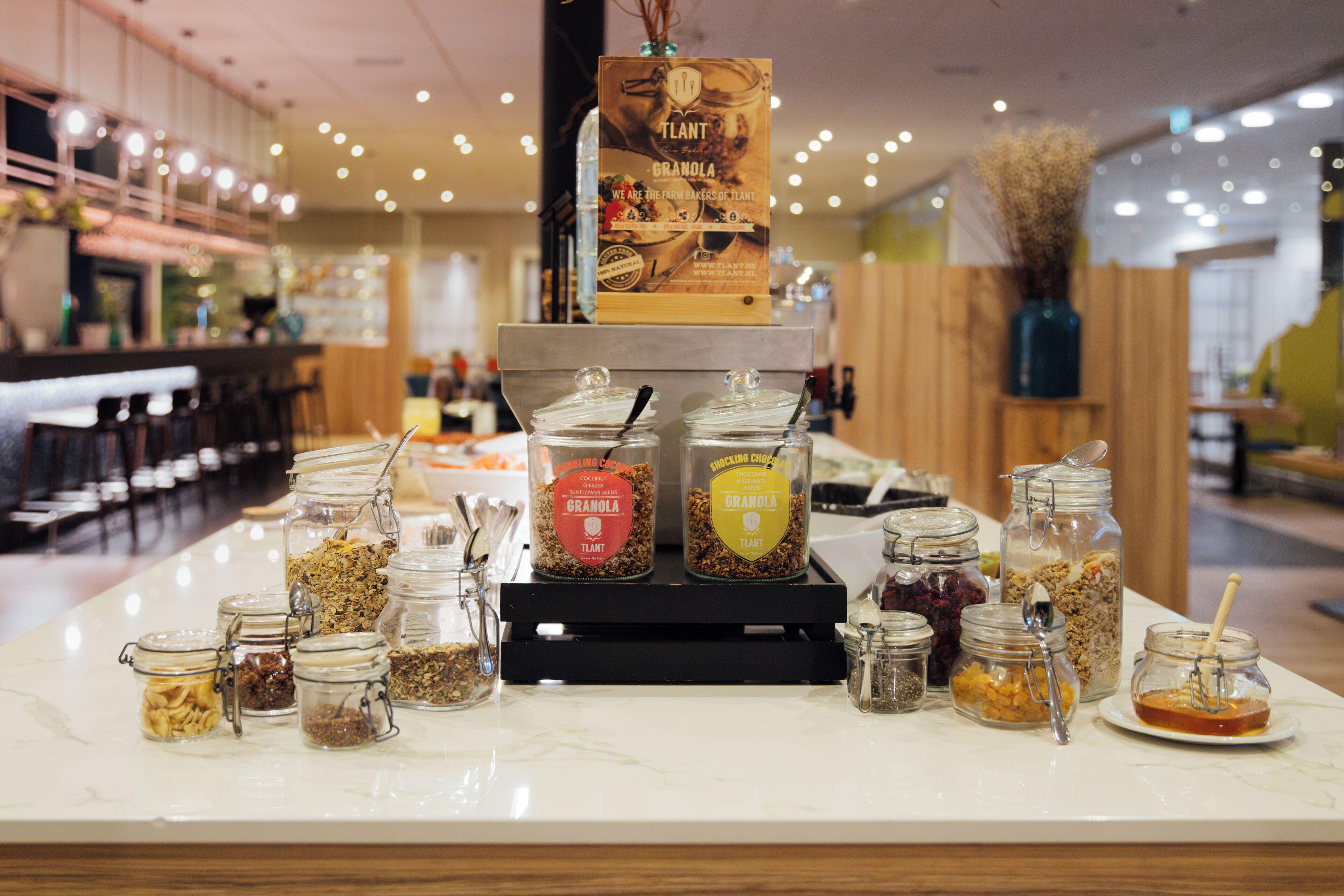 Dagelijks uitgebreid ontbijt (EUR 20.50 per persoon)