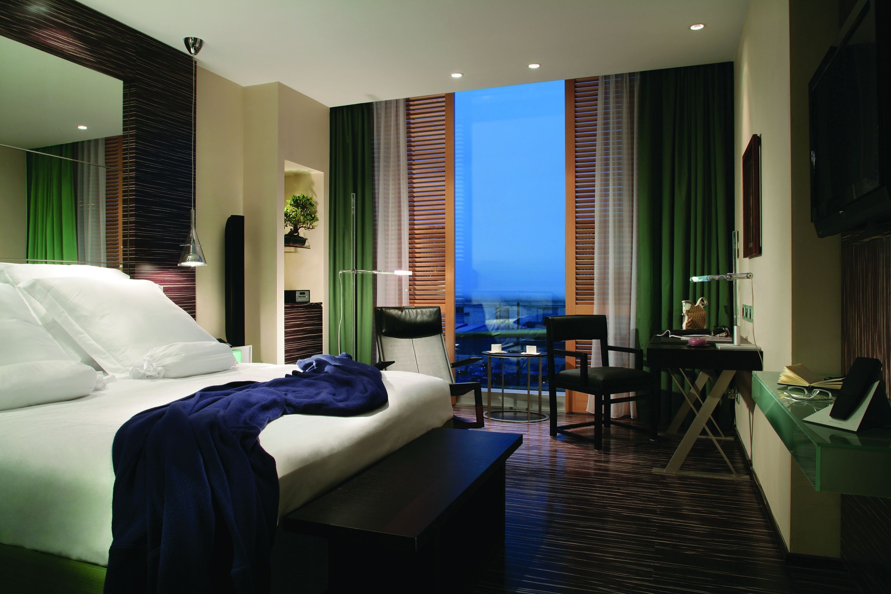 Premium bedding, minibar, in-room safe, individually furnished