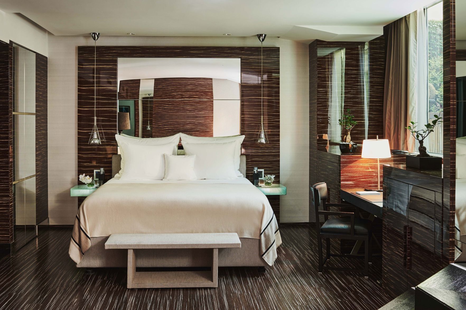 Premium bedding, minibar, in-room safe, individually furnished