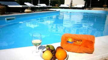 Outdoor pool, pool loungers