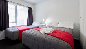 One Bedroom  | Iron/ironing board, free WiFi, bed sheets - Aotea Motel (Christchurch)