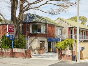 Bagian depan properti