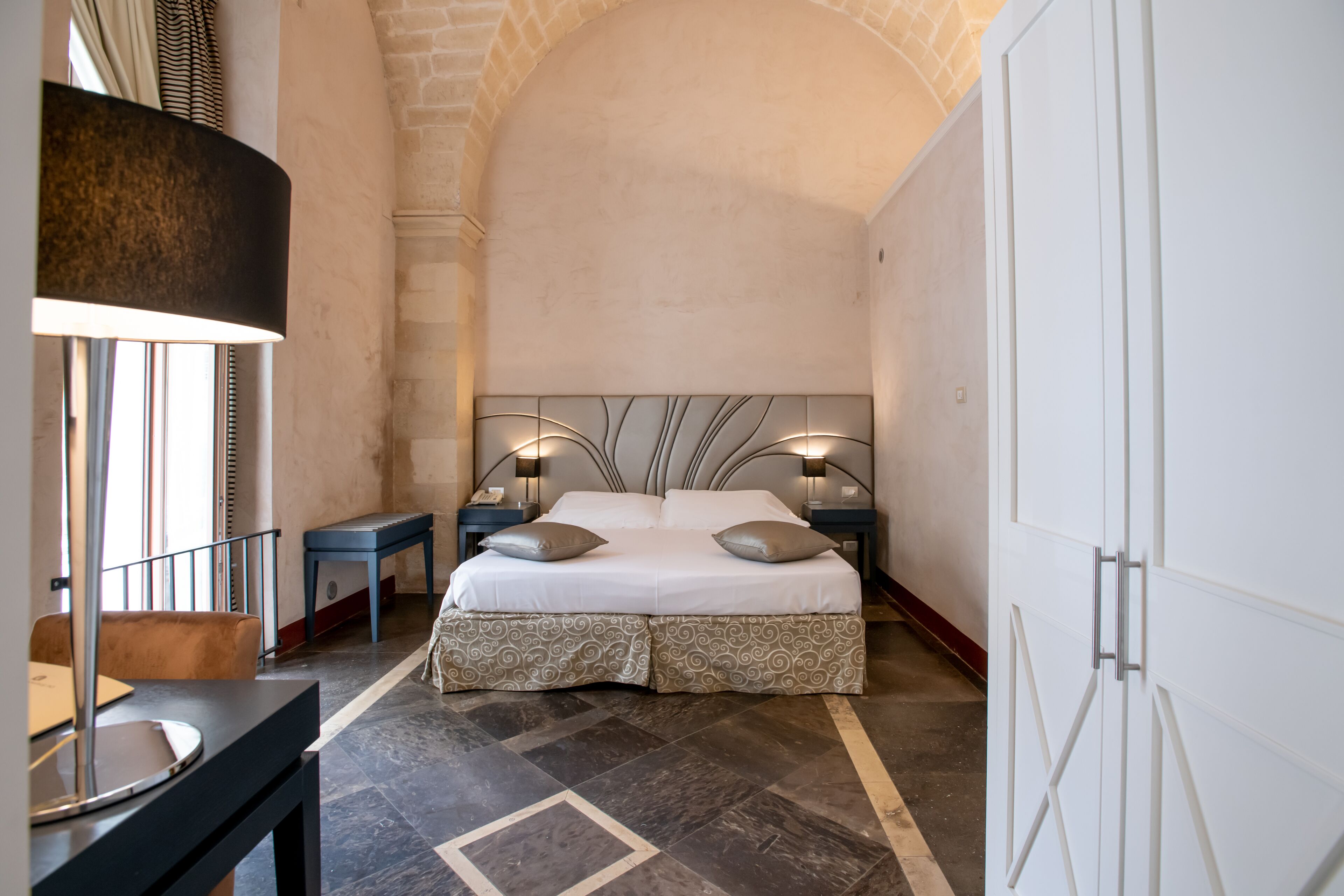 superior double room, 1 double bed | 1 bedroom, in-room safe, desk, blackout curtains