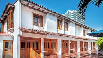 Fachada de la propiedad