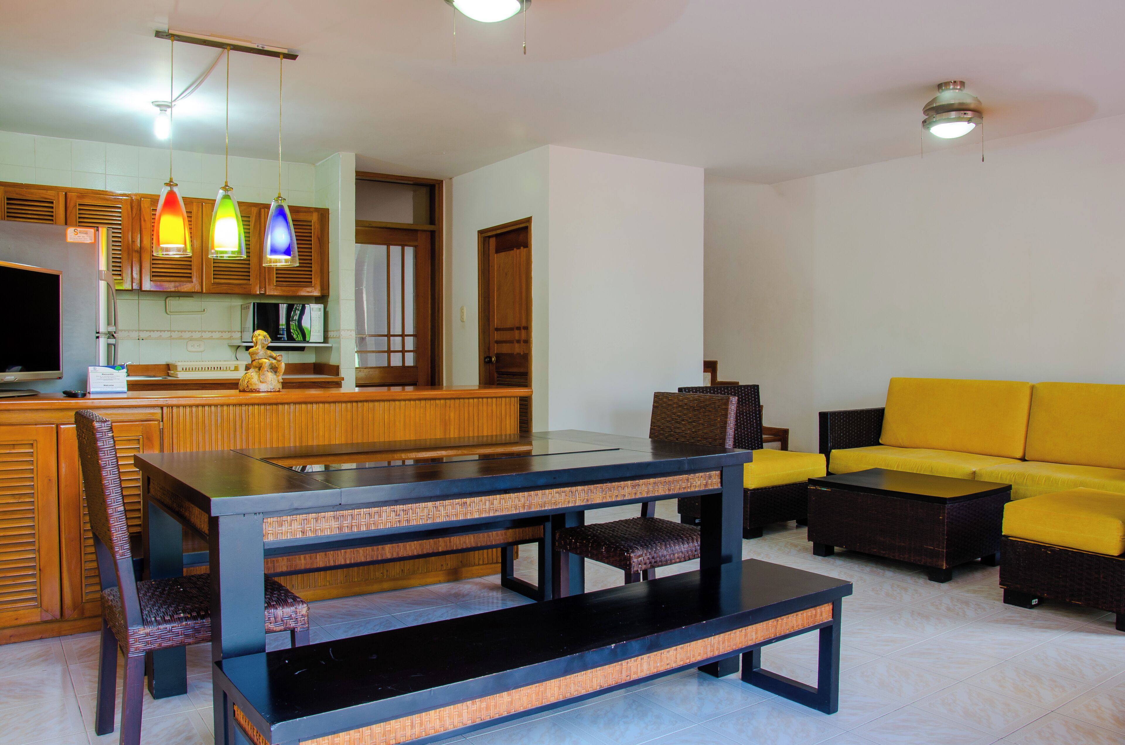 family cabin | living area | 32-inch flat-screen tv with cable channels, tv