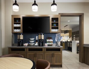 Free daily buffet breakfast - Hyatt Place Salt Lake City/Downtown/The Gateway (Salt Lake City)