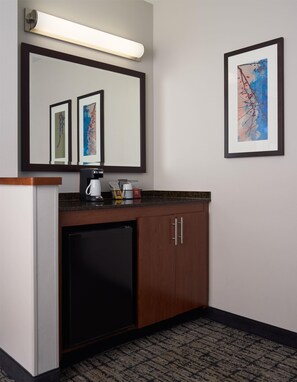 Standard Room, 2 Queen Beds | Hypo-allergenic bedding, down comforters, desk, laptop workspace