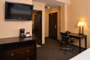 Room, 1 Queen Bed, Non Smoking | View from room
