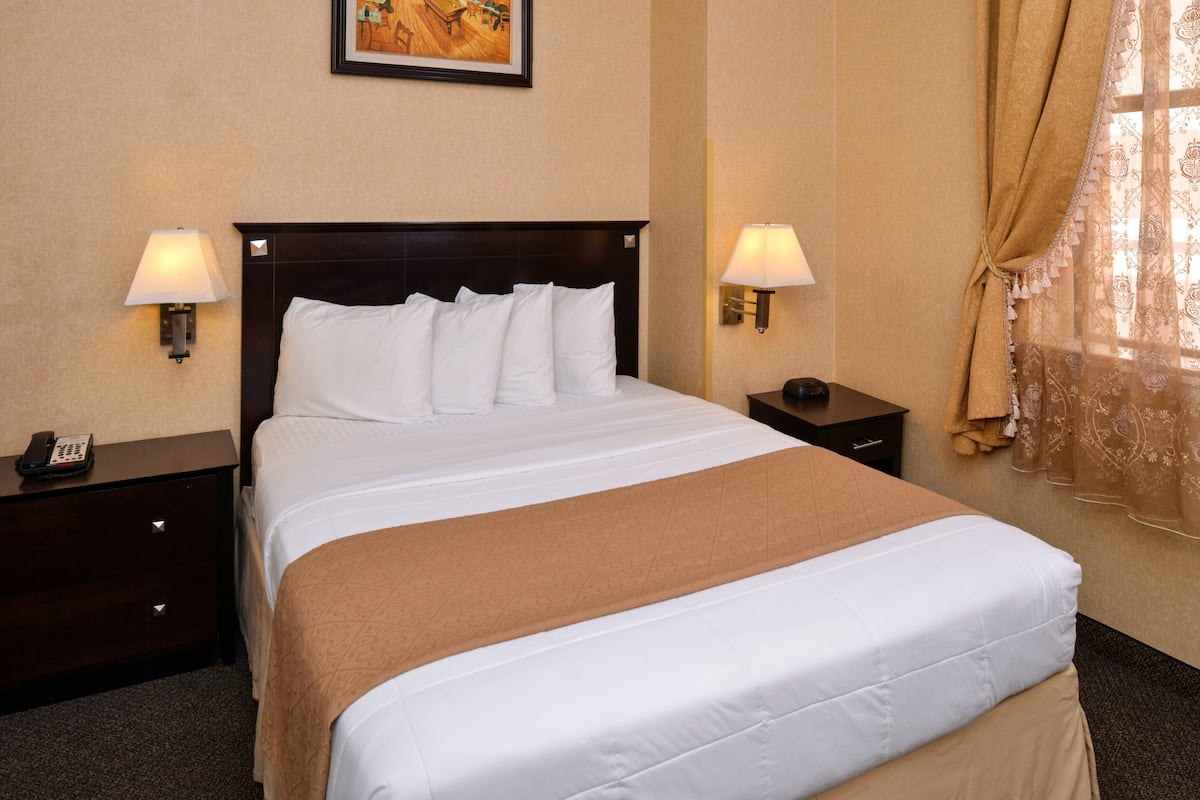 In-room safe, desk, blackout drapes, iron/ironing board