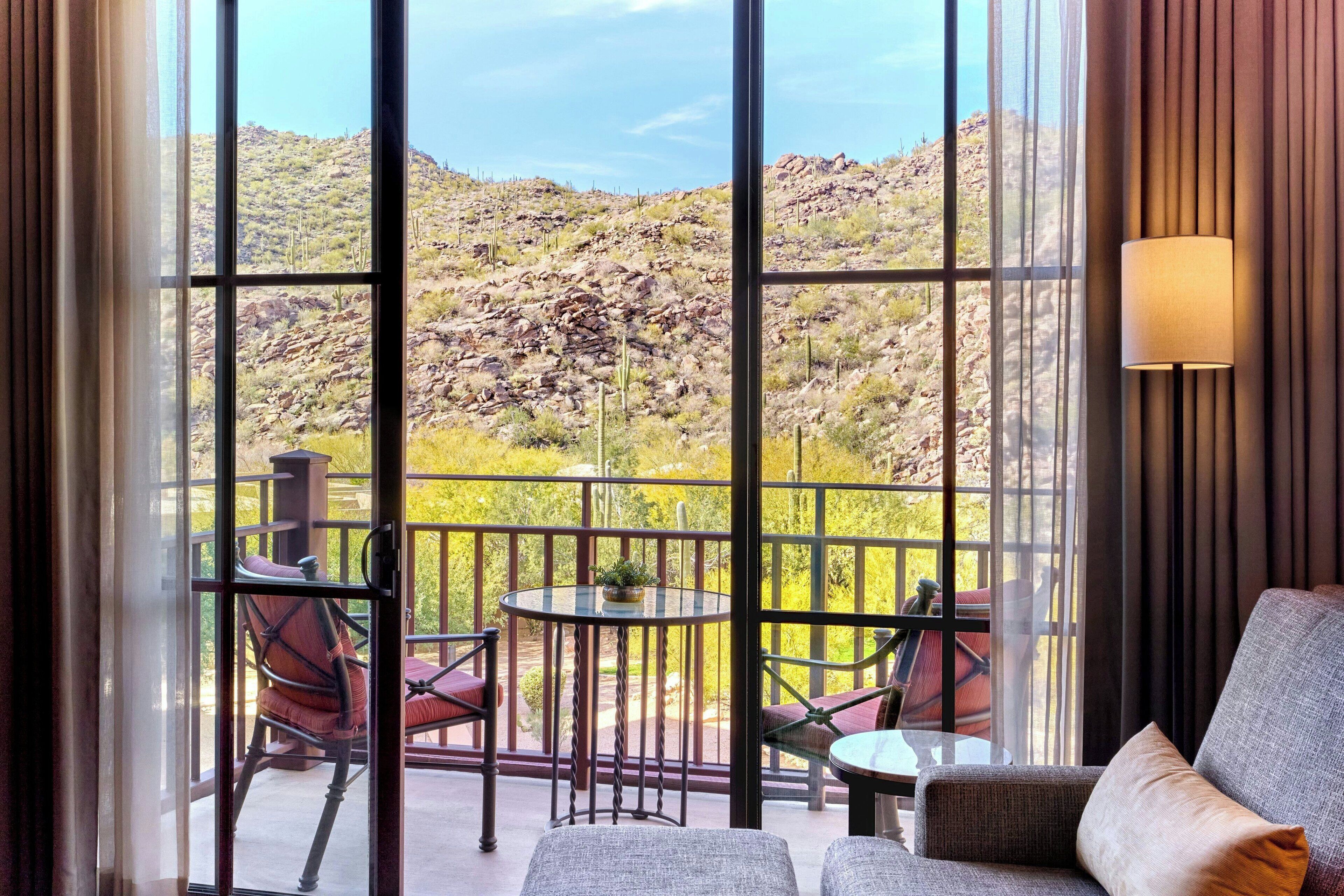 1 bedroom, egyptian cotton sheets, premium bedding, down duvets