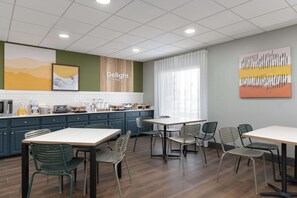 Free daily breakfast