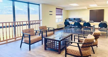 Days Inn by Wyndham Grande Prairie